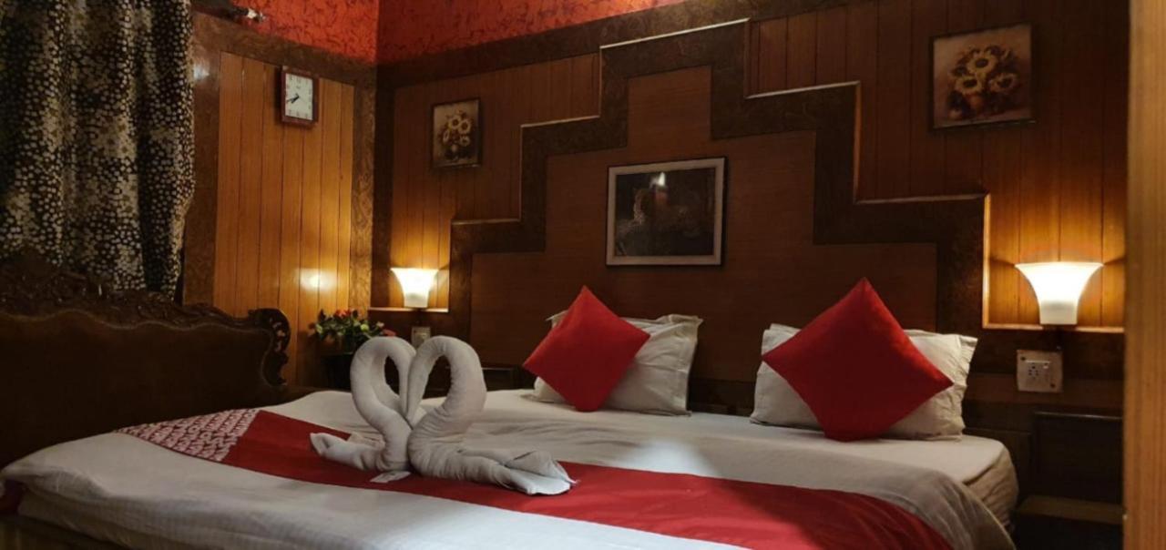 Goroomgo Ankur Lake View Mall Road Nainital - Prime Location With Luxury Room Esterno foto