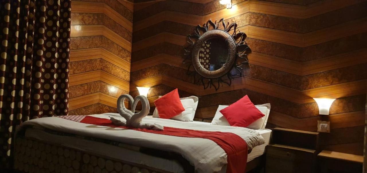 Goroomgo Ankur Lake View Mall Road Nainital - Prime Location With Luxury Room Esterno foto
