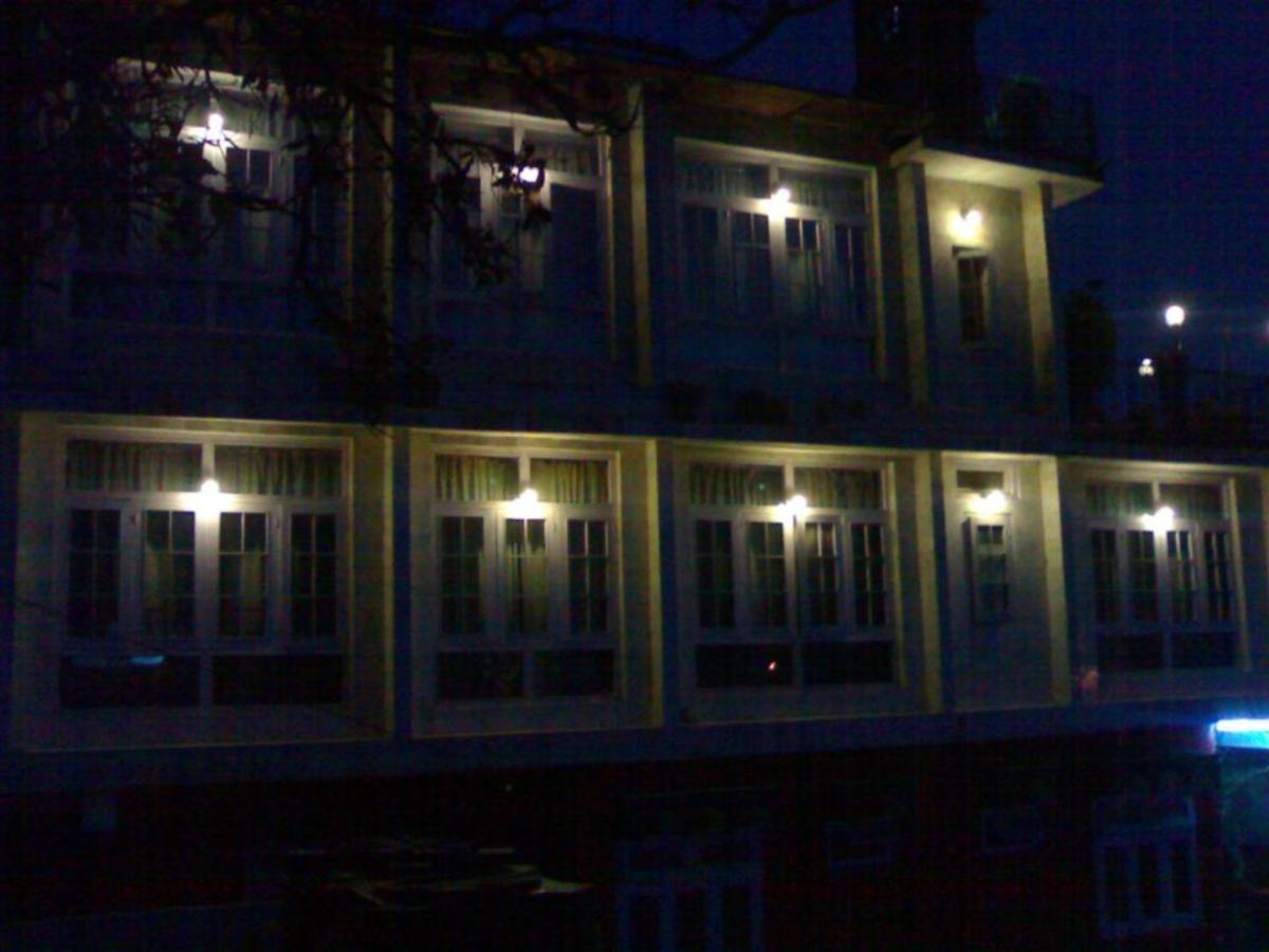 Goroomgo Ankur Lake View Mall Road Nainital - Prime Location With Luxury Room Esterno foto