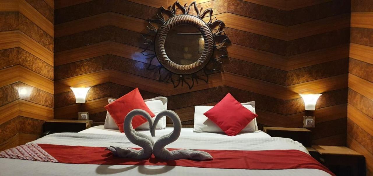 Goroomgo Ankur Lake View Mall Road Nainital - Prime Location With Luxury Room Esterno foto